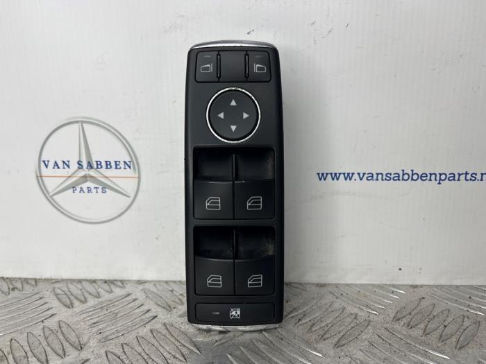 Commutateur vitre électrique d'un Mercedes E-Klasse, -, 3 mois de garantie, Utilisé, -