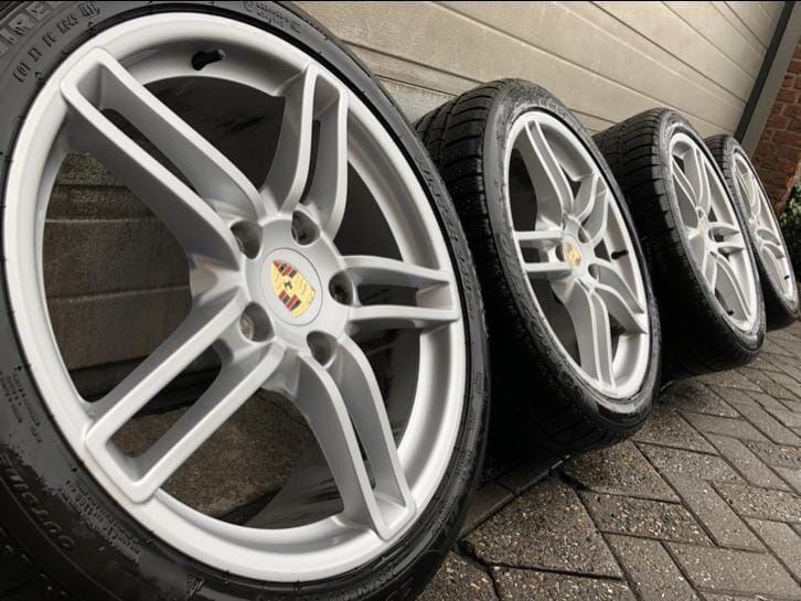 19 " Porsche Turbo Carrera 911 991 4S 4 velgen winterbanden, Auto-onderdelen, 19 inch, Gebruikt, -, -