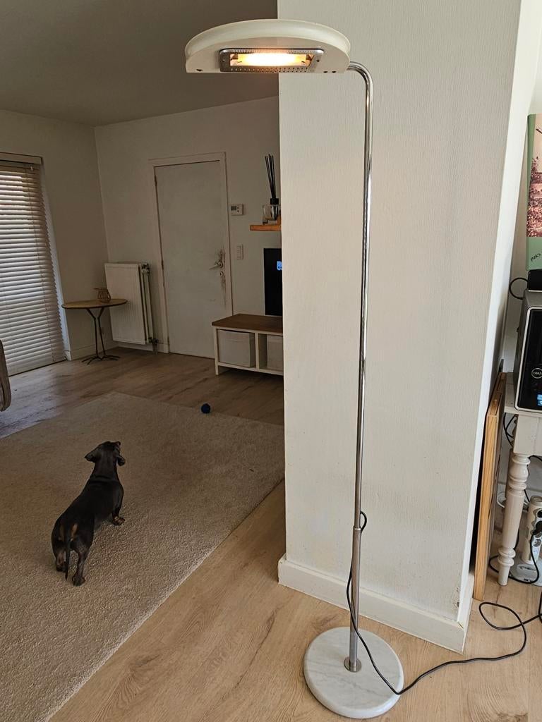 Lampadaire « Mezzaluna » des années 1970 par Bruno Gecchelin, Enlèvement