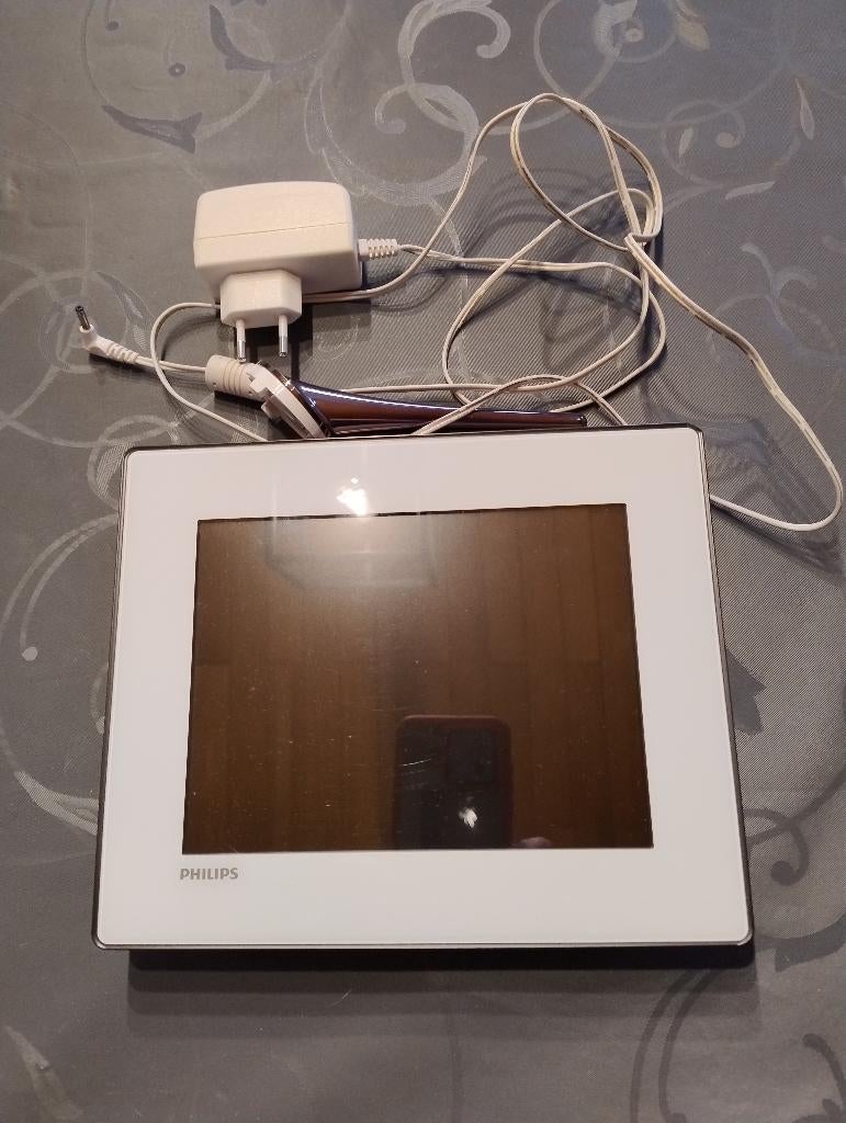 Philips digitale fotokader, Ophalen, Gebruikt, Minder dan 1 GB, 8 tot 12 inch