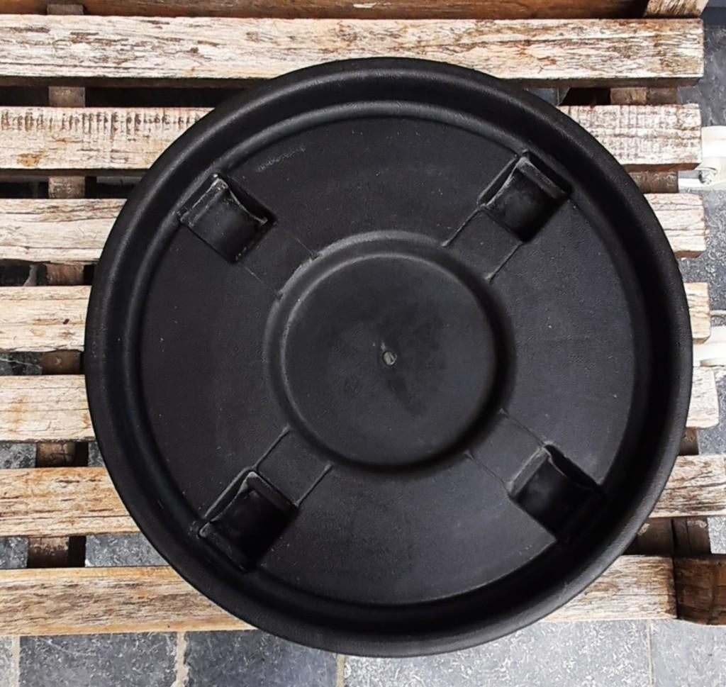 Te koop: 3 Zwarte kunststof plantentrolleys., Kunststof, Gebruikt, Rond, Minder dan 40 cm