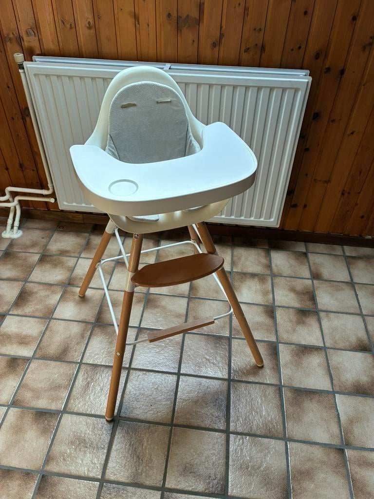 Evolu kinderstoel laag en hoog formaat, Kinderen en Baby's, Kinderstoelen, Ophalen, Gebruikt