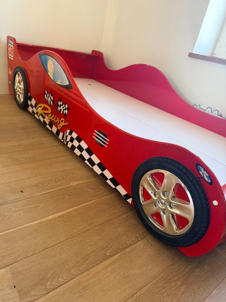 lit de voiture, Enfants & Bébés, Chambre d'enfant | Lits, Comme neuf, 180 cm ou plus, 85 à 100 cm, Sommier à lattes, Enlèvement