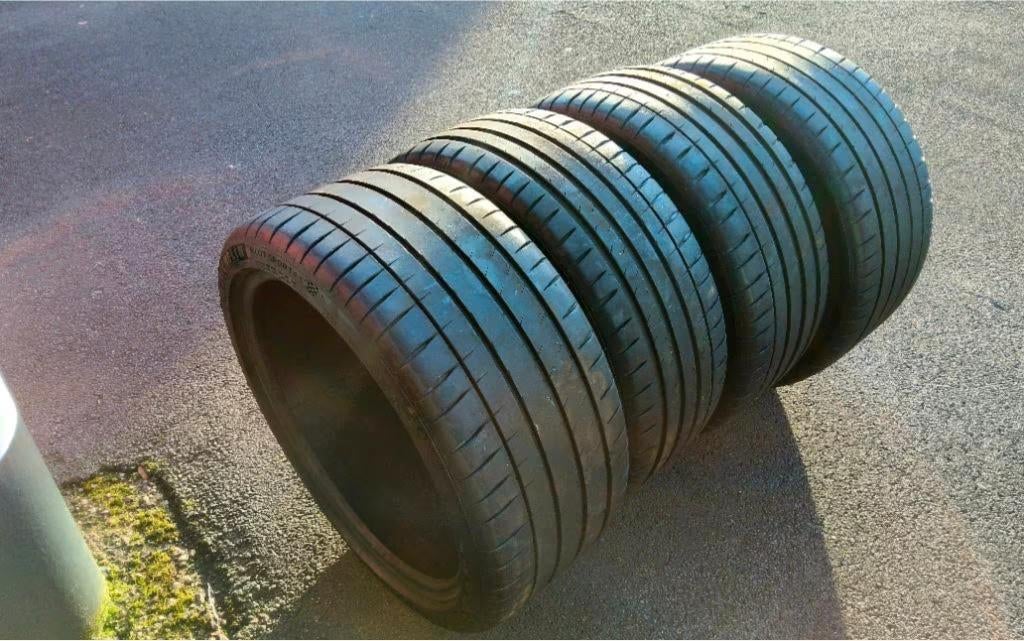 Très bons pneus été 255/35R19 et 225/40R19, Pneu(s), Utilisé, Pneus été, Autre