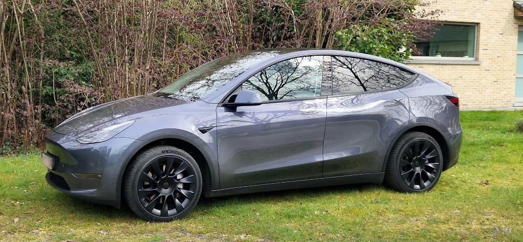 Tesla Model Y Long Range AWD – Topstaat – 20” velgen, Auto's, Tesla, Zwart, USB, Elektrisch, 5 zetels