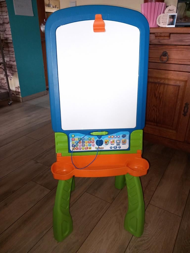 Tableau Magi chevalet VTech, Enlèvement