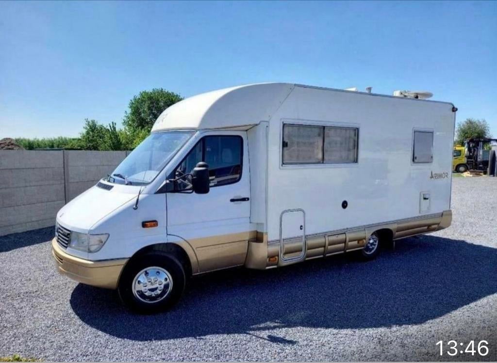 Mercedes 312. Rijbewijs b, Caravans en Kamperen, Particulier, 6 tot 7 meter, Half-integraal, Mercedes