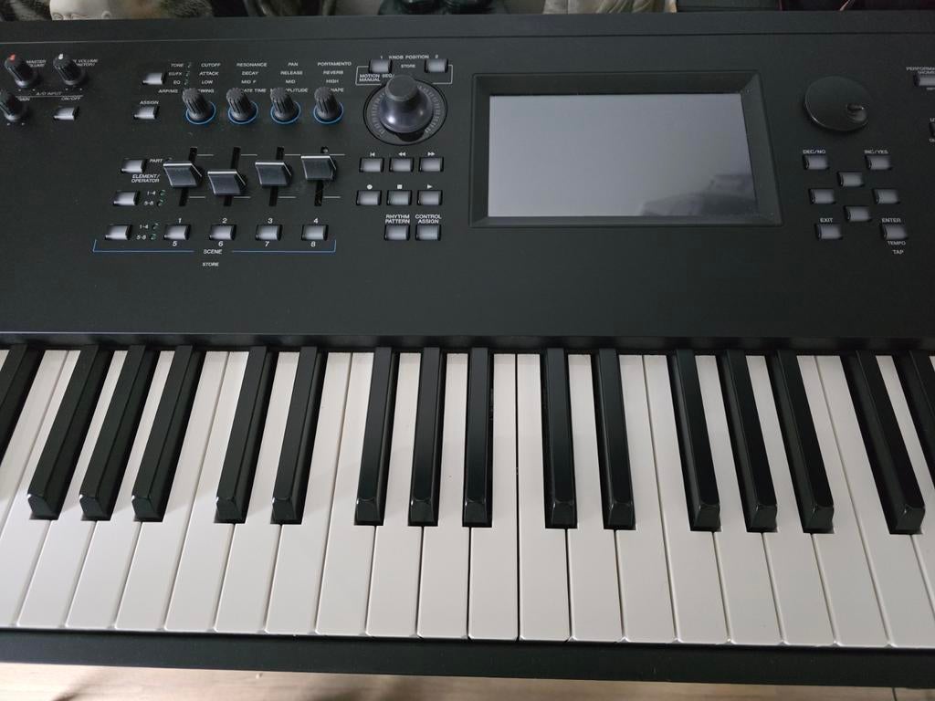 yamaha modx8 + synthesizer, Musique & Instruments, Enlèvement ou Envoi, Yamaha