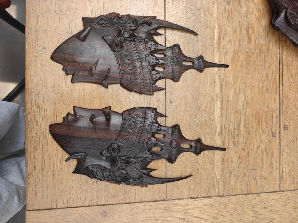 Indonesisch ebbenhout masker 2 stuks, Antiek en Kunst, Ophalen