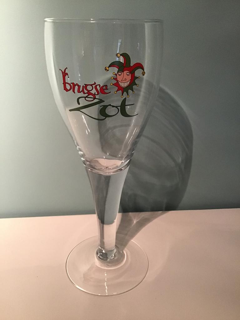 Brugse zot glas 3l, Verzamelen, Biermerken, Ophalen