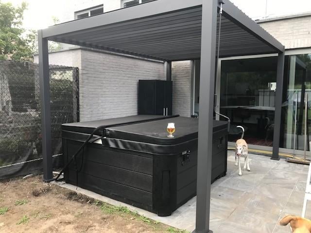 Jacuzzi jusqu'à 6 personnes, Enlèvement, Comme neuf