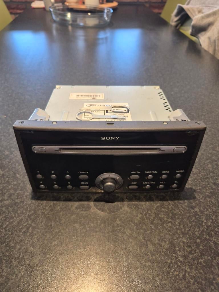 2 auto radios, Ophalen