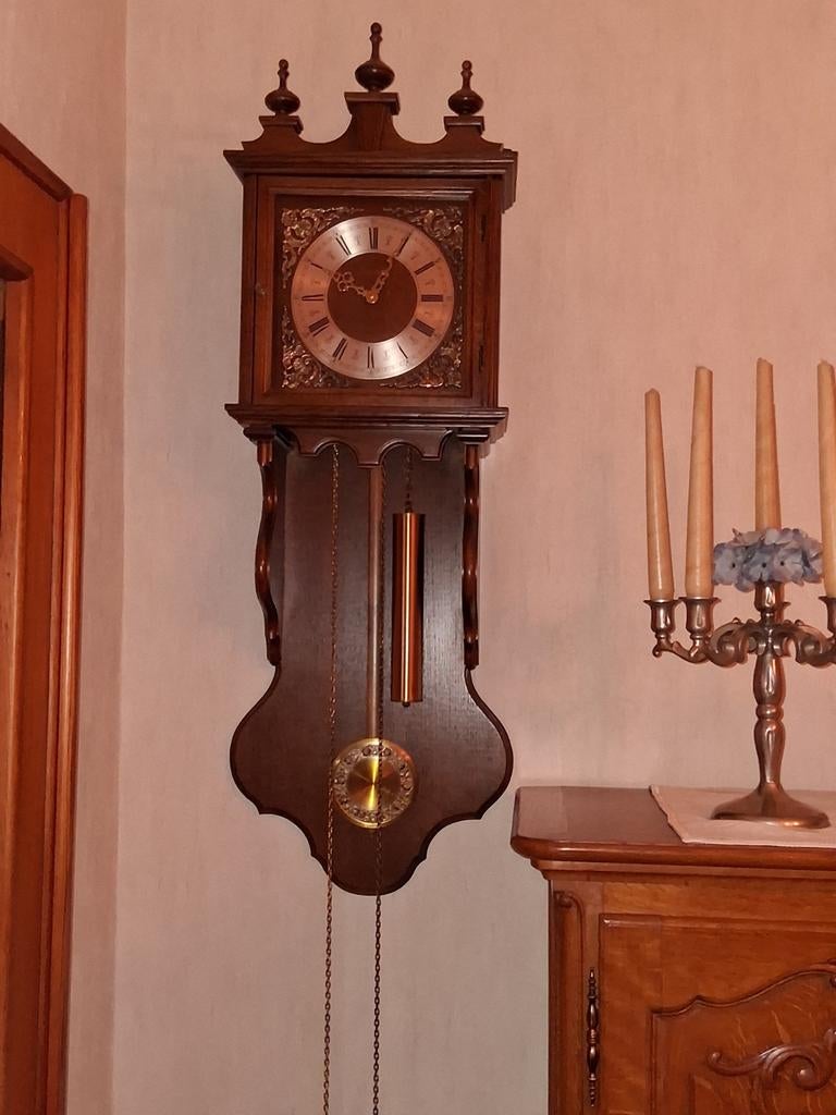 Wandklok, Ophalen