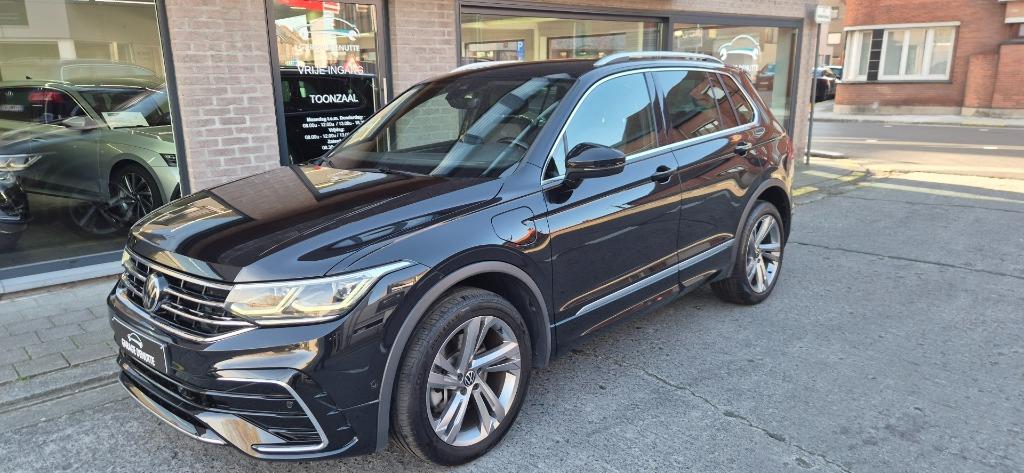 VW Tiguan 1.4 eHybrid DSG R-Line, 4 cilinders, Zwart, 5 zetels, 5 deurs