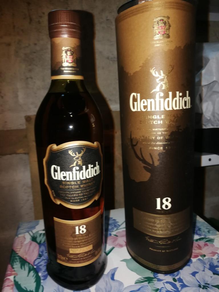 Glenfiddich 18 ans d'âge, Verzamelen, Wijnen, Ophalen, Nieuw