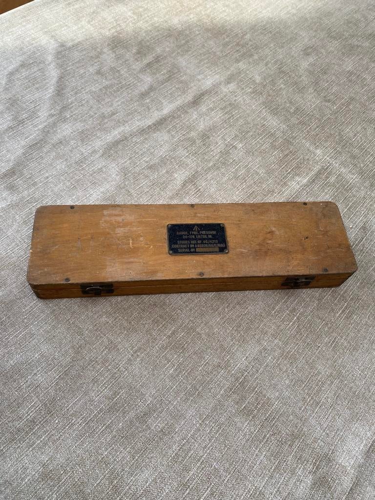 Jauge pression pneus avion RAF, Enlèvement ou Envoi