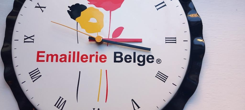 Geëmailleerde klok, Belgische emaillering, Verzamelen, Biermerken, Ophalen of Verzenden
