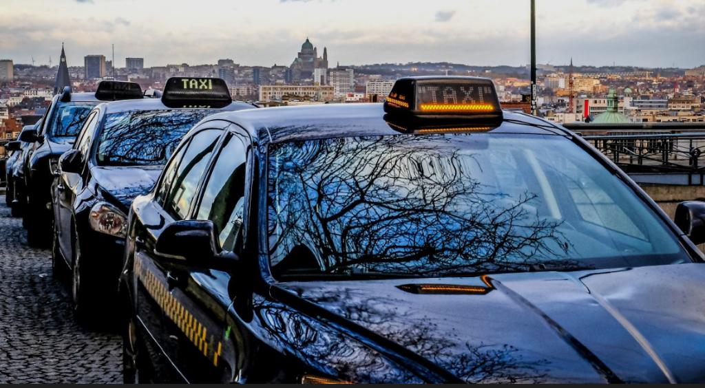 RECHERCHE CHAUFFEUR TAXI