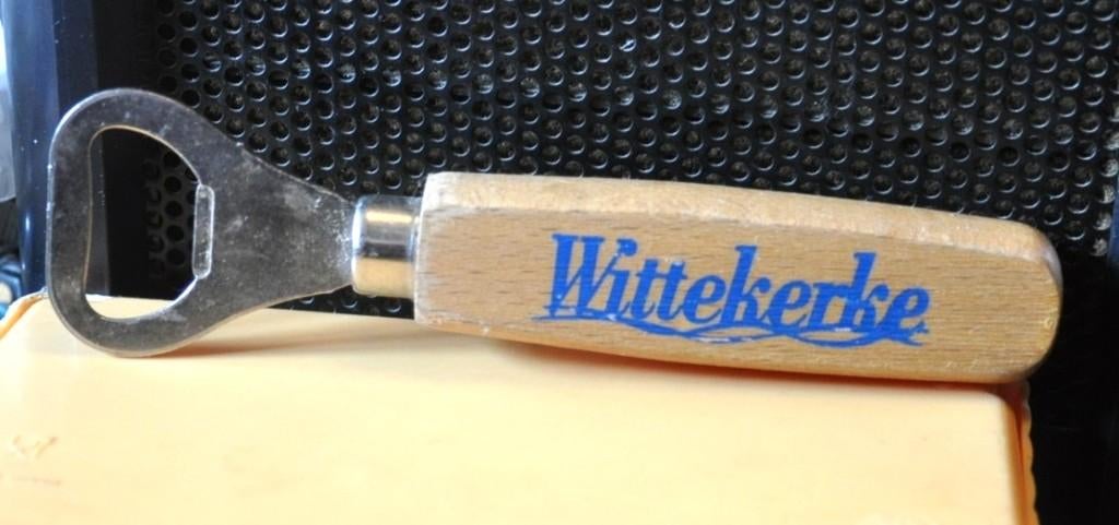 decapsuleur publicitaire wittekerke (x20149), Collections, Enlèvement ou Envoi, Utilisé, Ouvre-bouteille, Autres marques