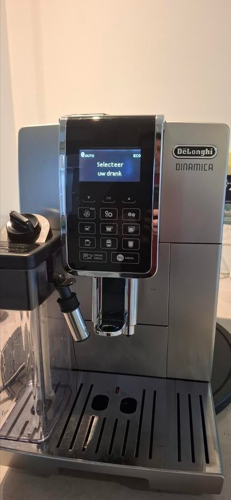 Machine à café Delonghi Dinamica et cappuccino avec une gara, Electroménager, Cafetières, Comme neuf, Café moulu, Café en grains