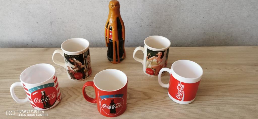 Mugs "coca" +bouteille, Collections, Enlèvement, Comme neuf, Autres types