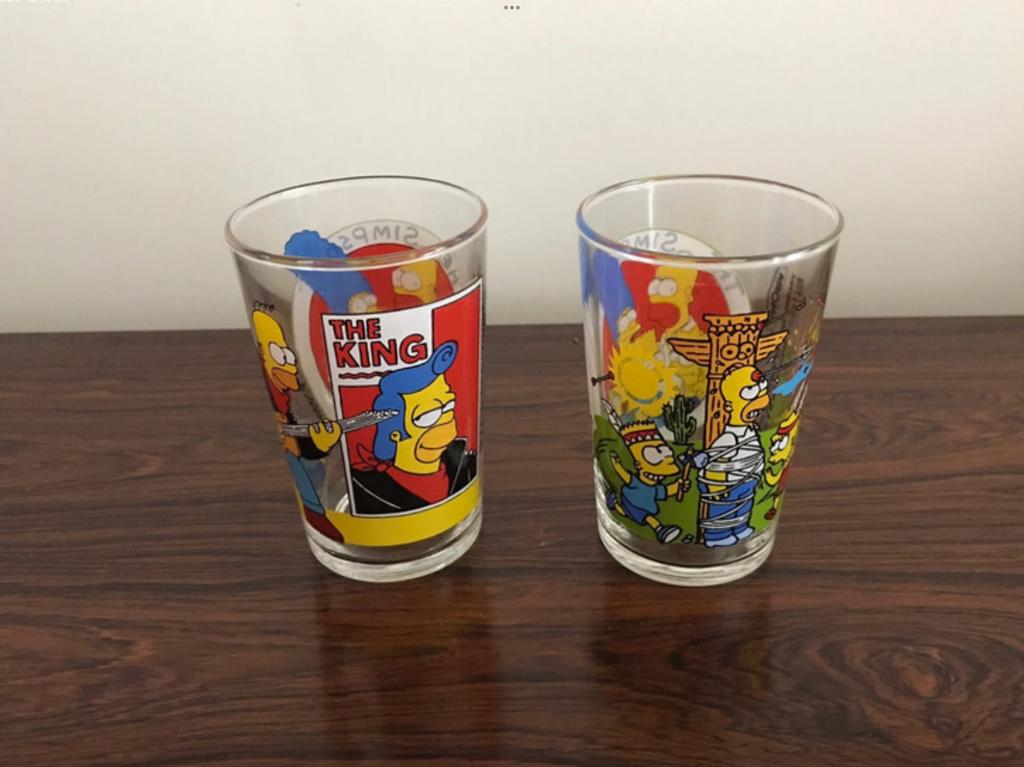 The Simpsons Set van 2 retro glazen The king / indiaan totem, Collections, Verres & Petits Verres, Enlèvement ou Envoi