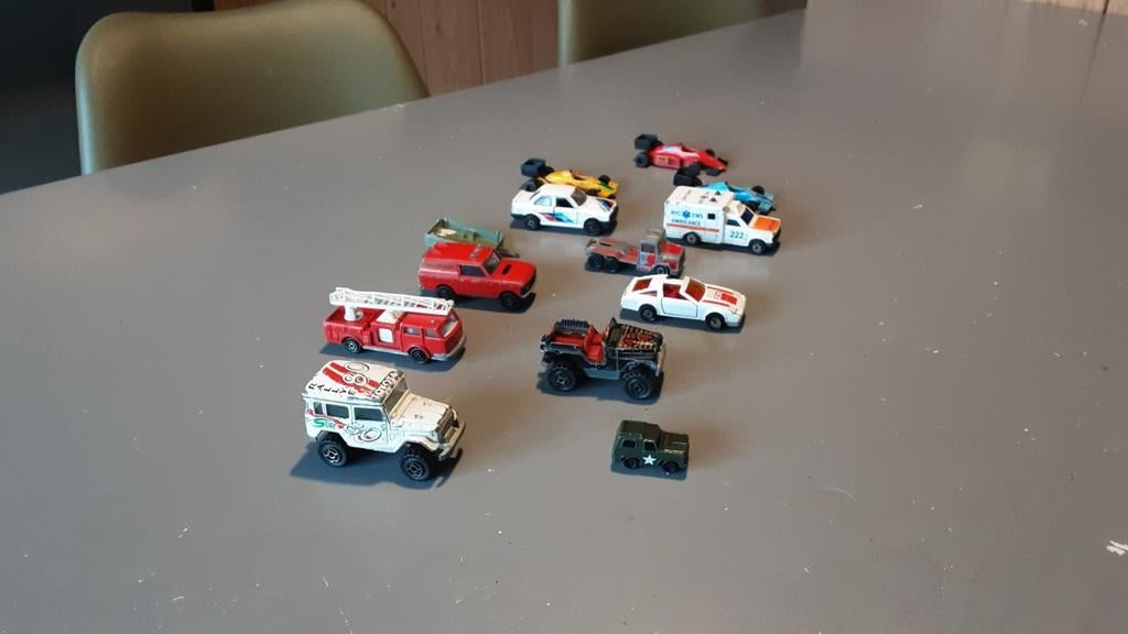 petites voitures Majorette, Enlèvement ou Envoi, Utilisé