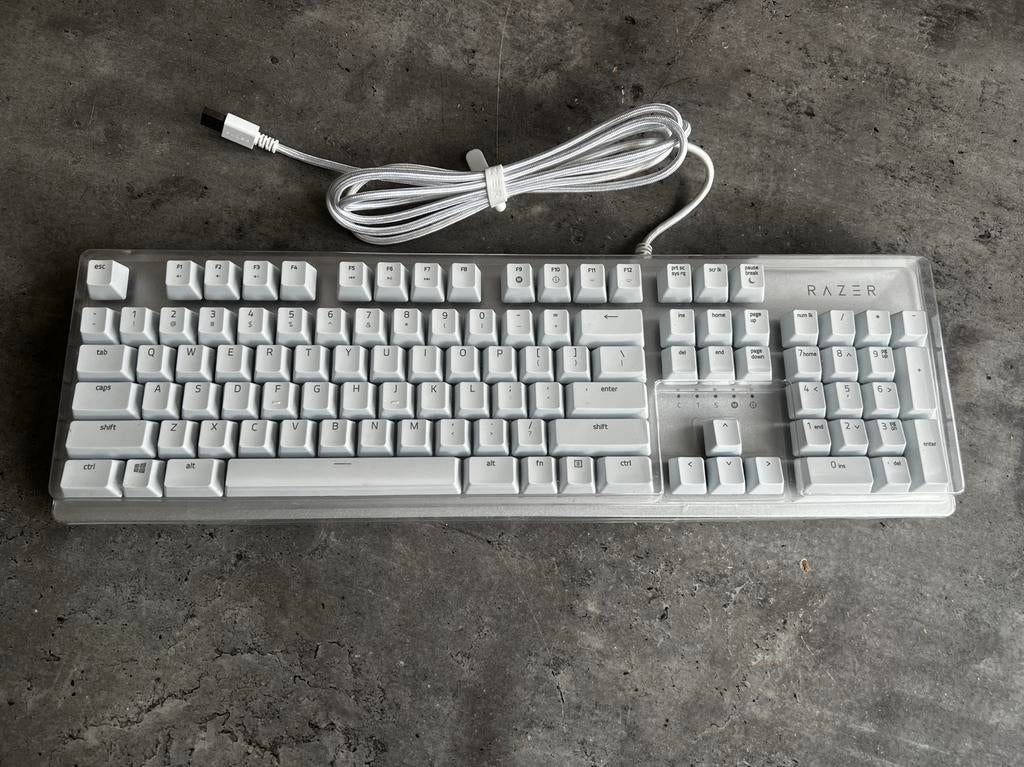 Razer Huntsman (White Edition, qwerty), Computers en Software, Toetsenborden, Zo goed als nieuw, Qwerty, Bedraad, Gaming toetsenbord