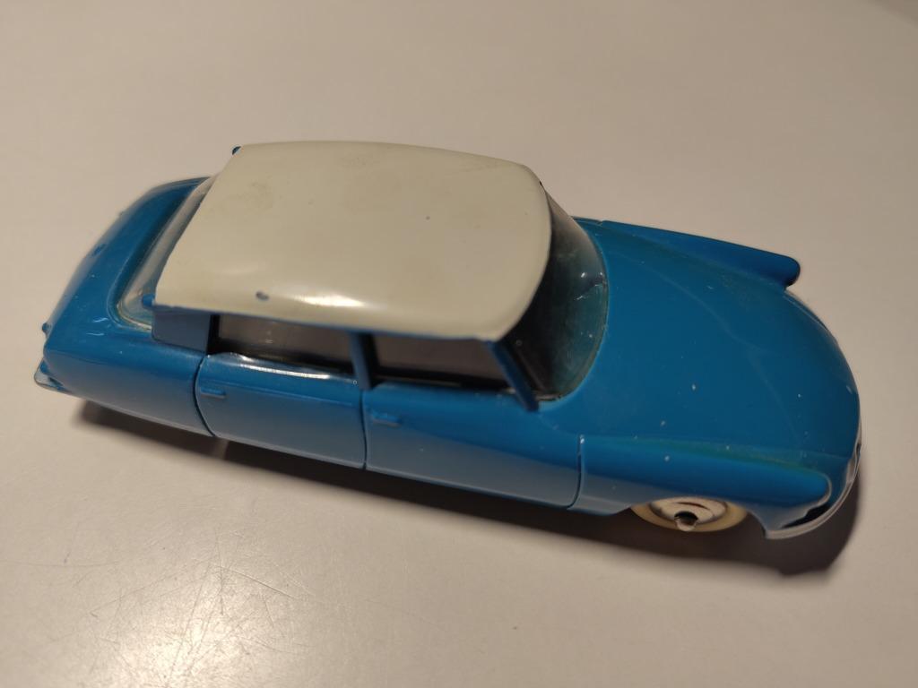 Dinky toys citroën DS 19, Hobby en Vrije tijd, Modelauto's | 1:43, Ophalen, Zo goed als nieuw, Auto, Dinky Toys