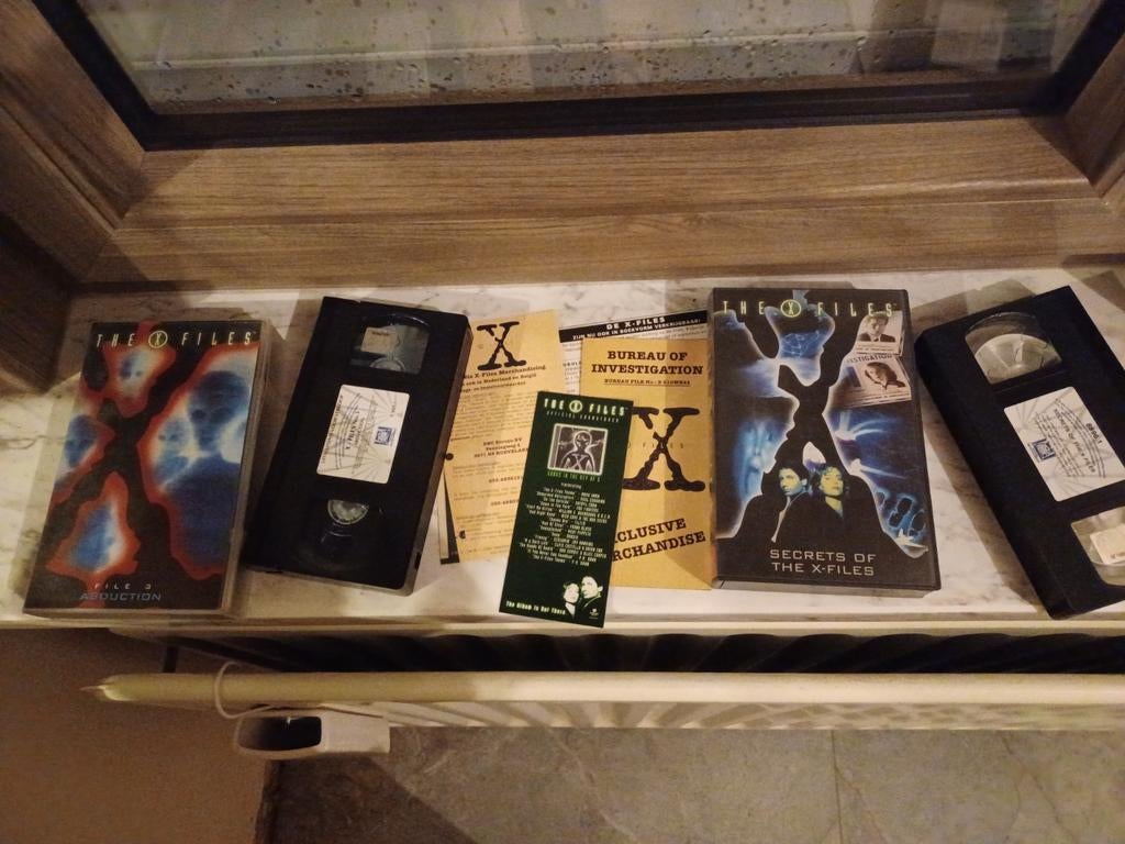 2x The X files, + bijlagen, Ophalen of Verzenden, Gebruikt