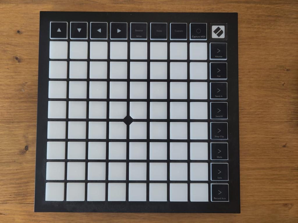 Novation Launchpad X, Ophalen, Zo goed als nieuw