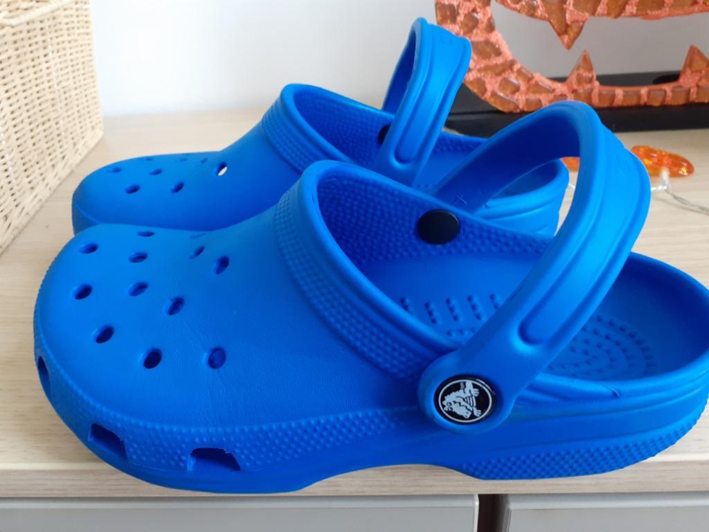 crocs maat 4-6, Enfants & Bébés, Vêtements enfant | Chaussures & Chaussettes, Enlèvement ou Envoi, Comme neuf, Crocs