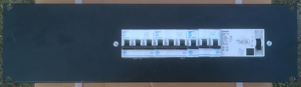 Automatische zekering, 3-fase 32 A, Aansluitpaneel 19 inch, Muziek en Instrumenten, Ophalen of Verzenden, Gebruikt, Apparatuur