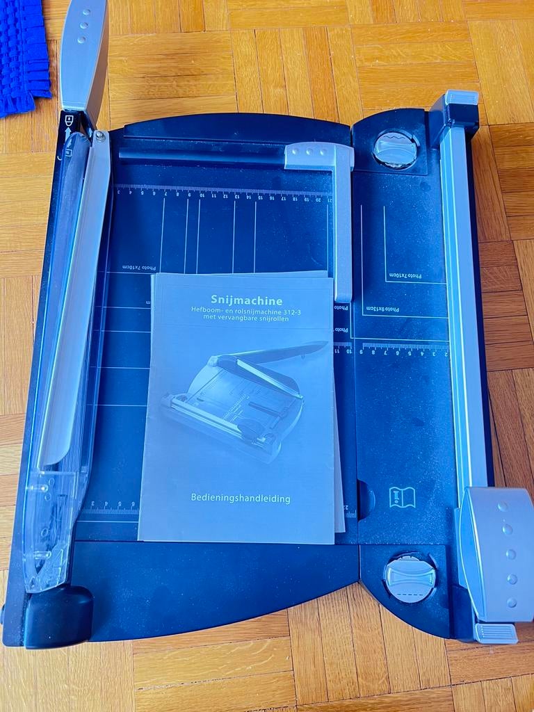 Snijmachine / papiersnijder, Enlèvement, Comme neuf