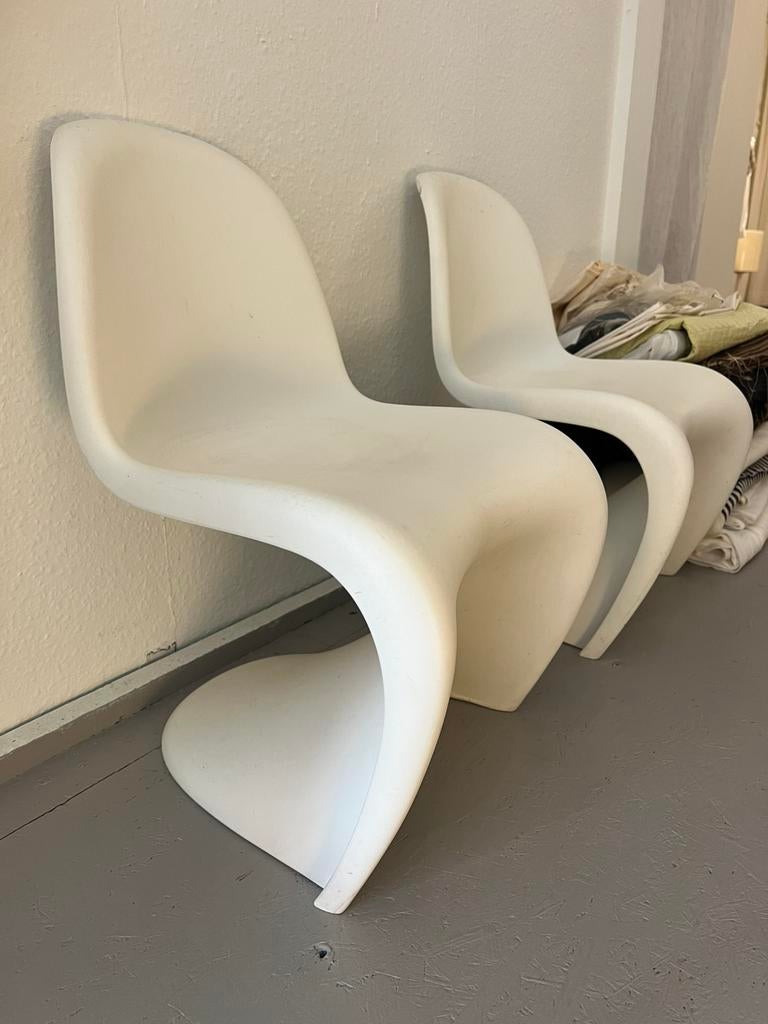 2 kinder stoeltjes wit, Vitra, Kinderen en Baby's, Ophalen