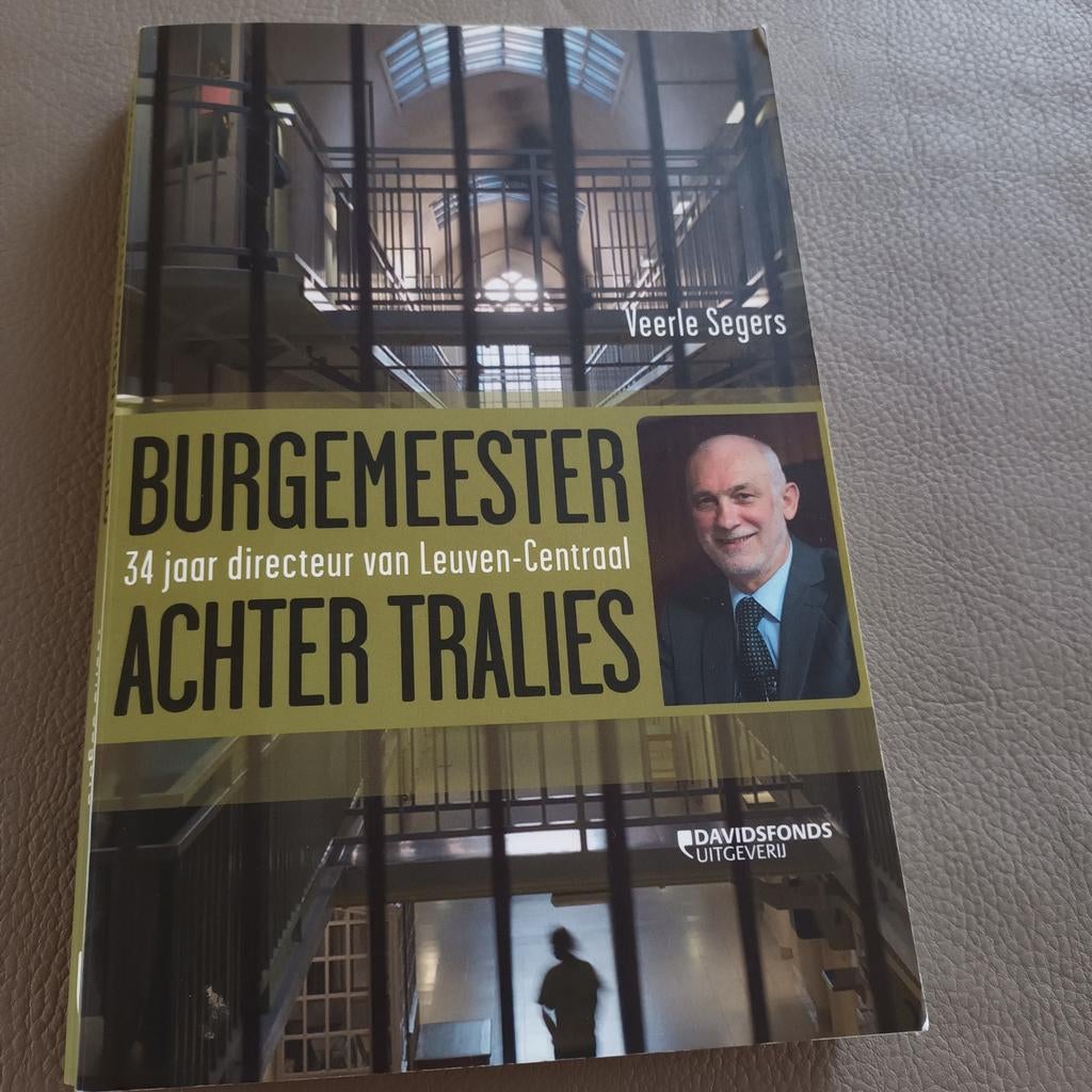 Veerle Segers - Burgemeester achter tralies, Ophalen, Veerle Segers