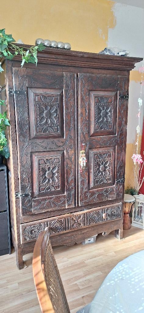 Armoire bretonne bois massif, Enlèvement