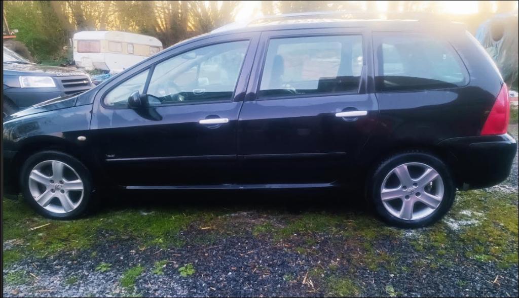 URGENT, Autos, Peugeot, Cuir, 7 places, Boîte manuelle, 5 portes