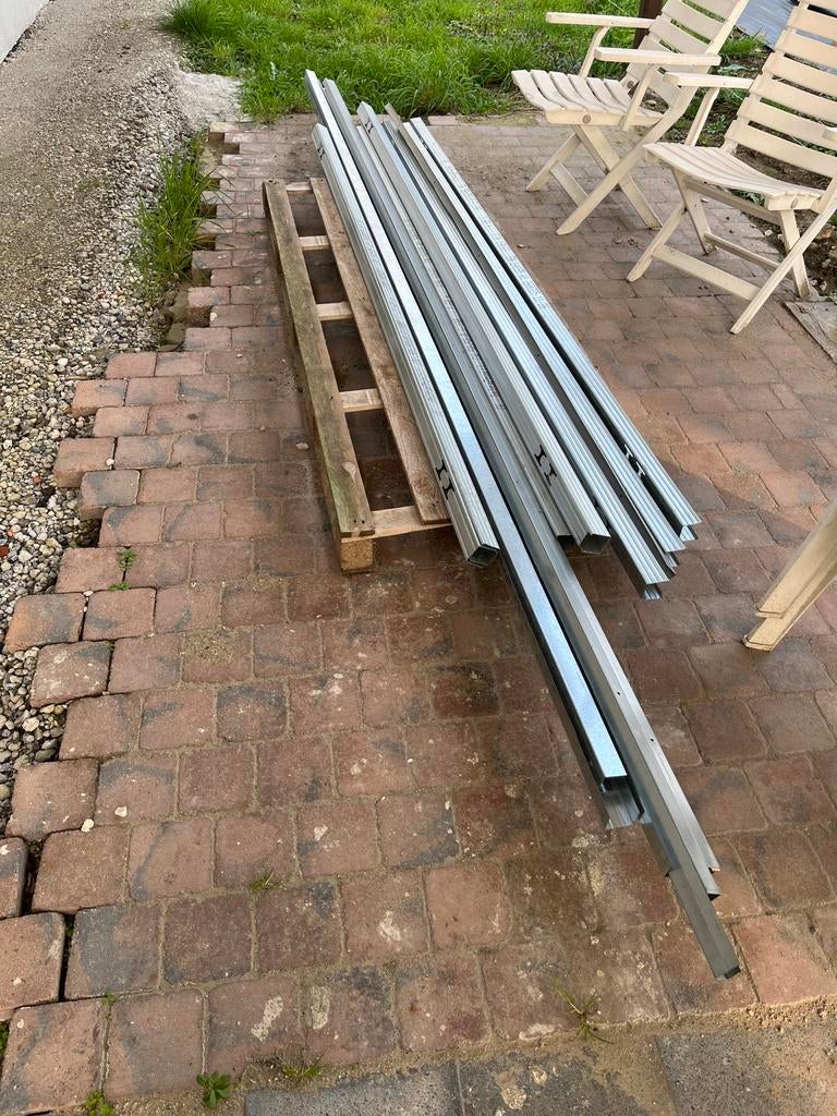 Metal stud wand- en plafond profielen overschot, Ophalen, Zo goed als nieuw