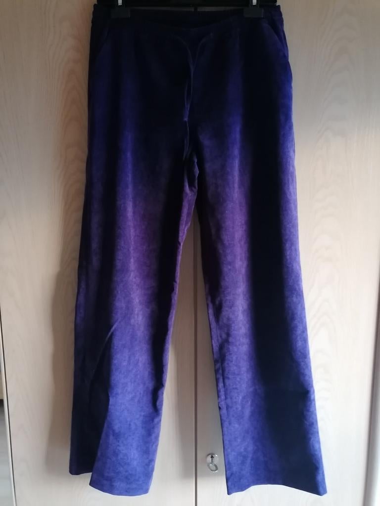 Velours broek paars met elastiek m40, Ophalen, Paars