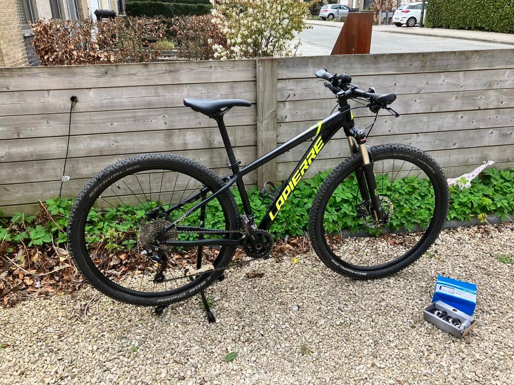 Mountainbike Lapierre. geschikt voor vrouwen of kinderen., Ophalen, Gebruikt, Dames, Overige merken