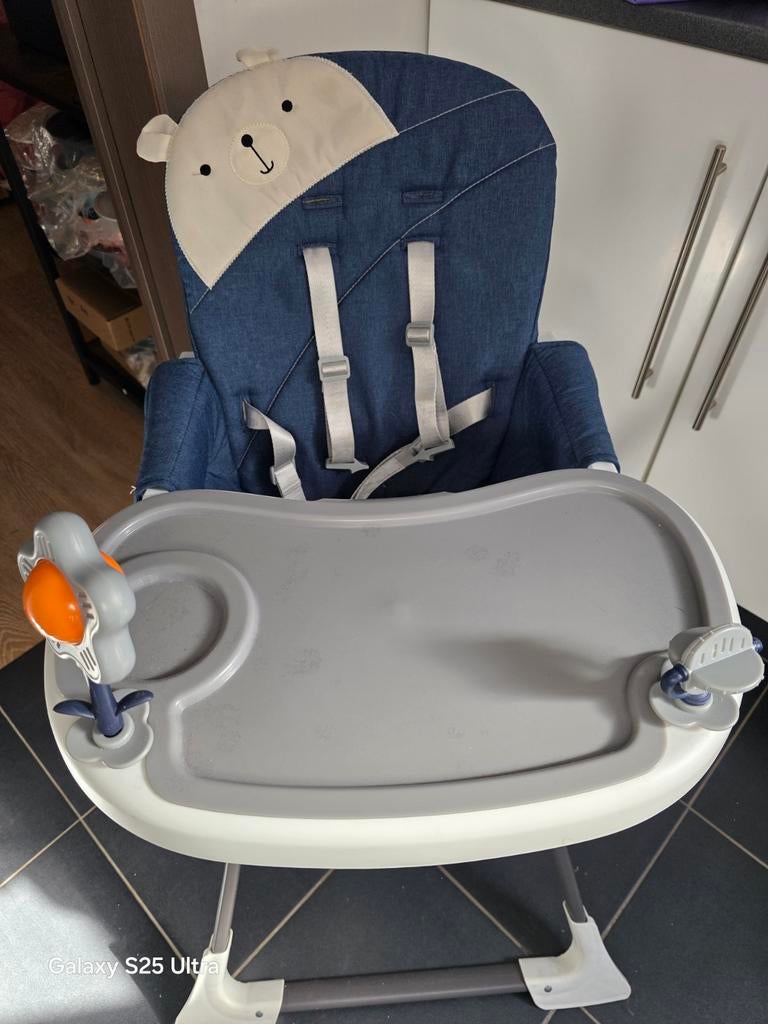 Baby eetstoel zongoed als nieuw, Kinderen en Baby's, Kinderstoelen, Ophalen