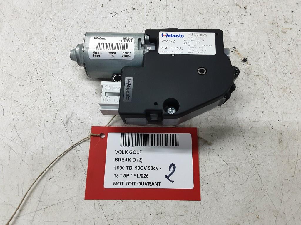 TOIT OUVRANT MOTEUR Golf VII Variant (AUVV) (5G0959591), Autos : Pièces & Accessoires, Volkswagen, Mevr. I. Hauben, Utilisé, Rue de l'Espoir 34 34
4030  GRIVEGNÉE, BE