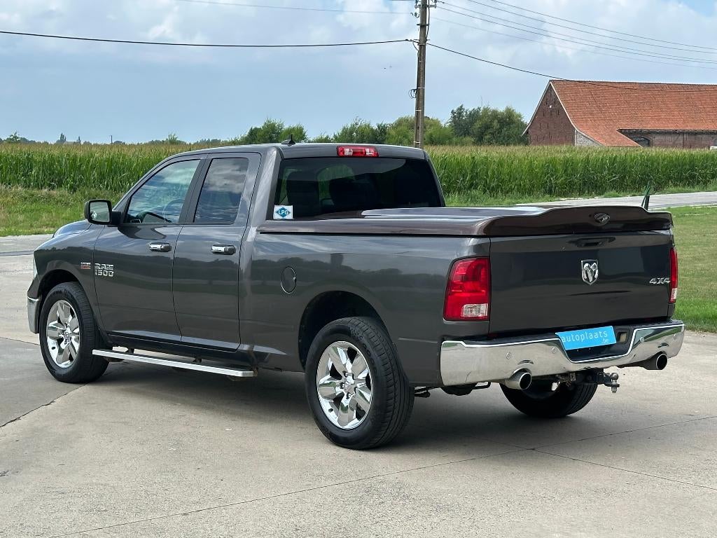 Dodge RAM 1500 5.7 V8 BIG HORN hemi 401pk 21% BTW 2017, Auto's, Automaat, Leder, Bedrijf, 5 zetels