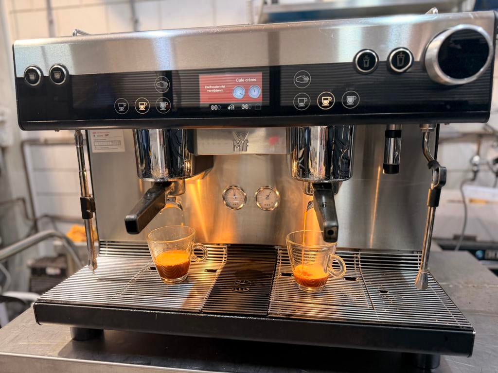 WMF Espresso Barista –machine is altijd onderhouden door WMF, Machine à espresso, Café en grains, Enlèvement, Utilisé