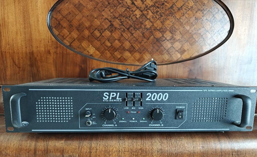 Skytec SPL 2000 EQ Series PA-Versterker, Audio, Tv en Foto, Versterkers en Ontvangers, Ophalen, Zo goed als nieuw, Overige systemen
