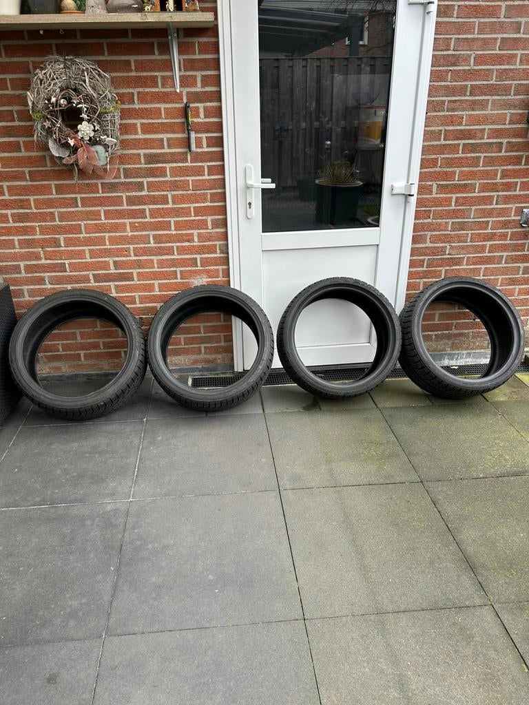 Winterbandenset Toyo Snowprox S954, Autos : Pièces & Accessoires, Pneus & Jantes, Pneus hiver, 255 mm, Pneu(s), 19 pouces