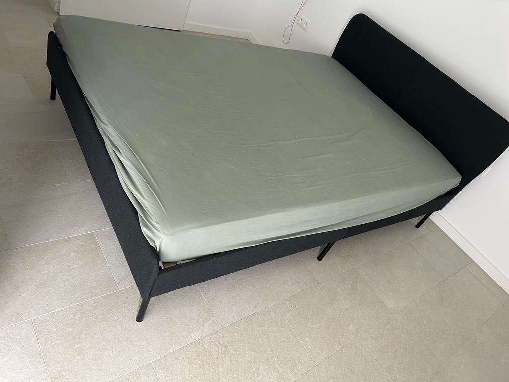 Lit avec matelas, Maison & Meubles, Enlèvement, Comme neuf