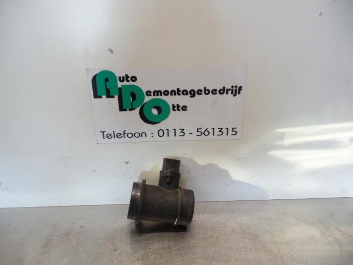 Compteur de masse d'air d'un Volkswagen Passat (Passat 96-), Volkswagen, -, 3 mois de garantie, Utilisé