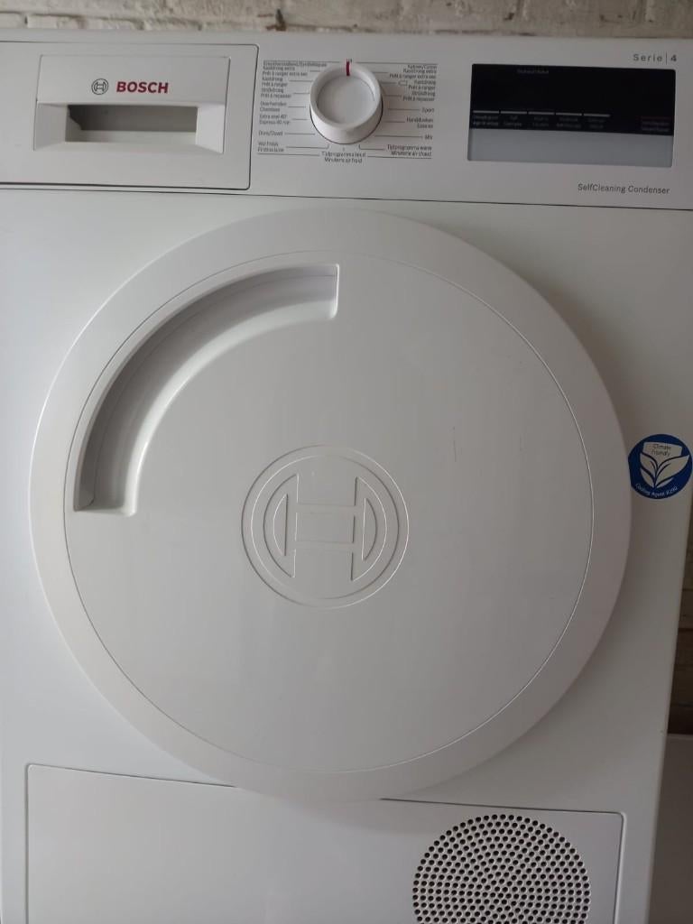 Bosch droger 8kg warmtepomp A ++, Ophalen, Zo goed als nieuw, Voorlader